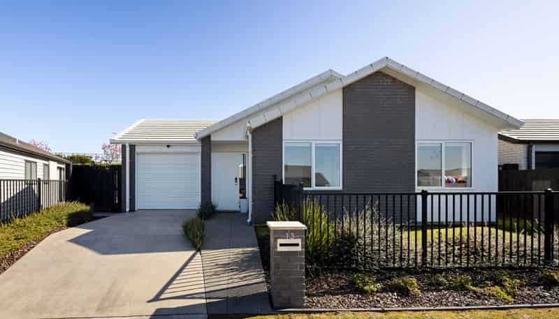 13 Temepara Drive, Temple View