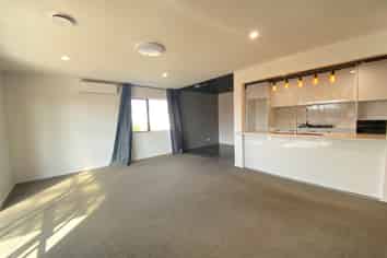 96 Saint Johns Street, Woolston
