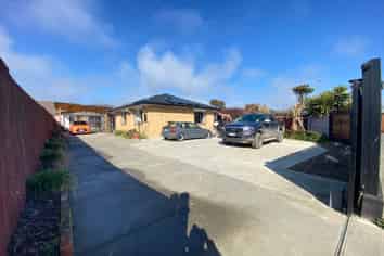96 Saint Johns Street, Woolston
