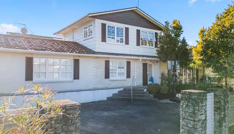 2 King Richard Place, Browns Bay