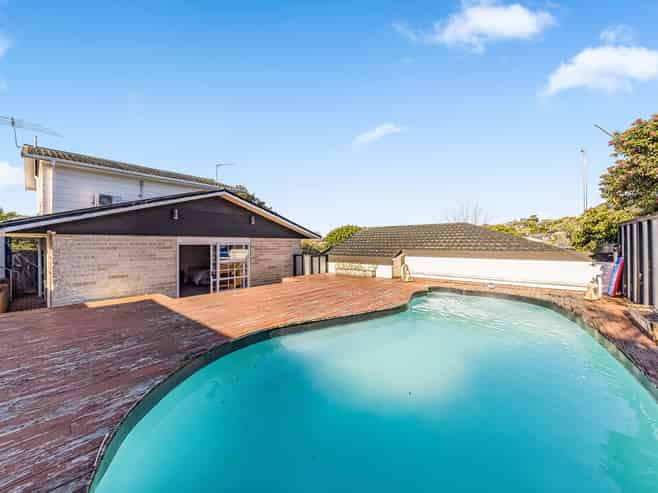 2 King Richard Place, Browns Bay