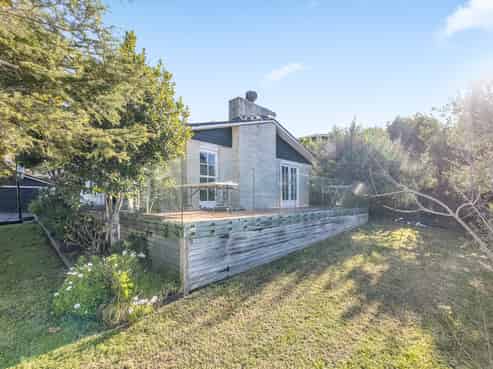 2 King Richard Place, Browns Bay