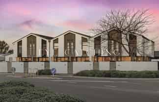 2/2 Courtenay Street, Saint Albans