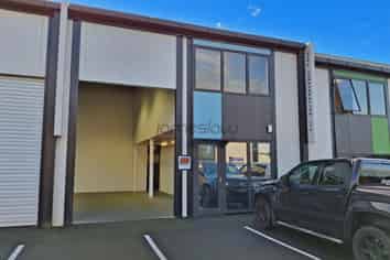 Modern Industrial/Warehouse – Rosedale