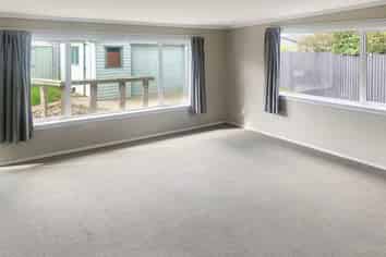 143 Vogel Street, Roslyn