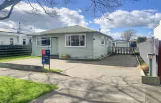 143 Vogel Street, Roslyn