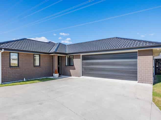 26 Sardinia Grove, Fitzherbert