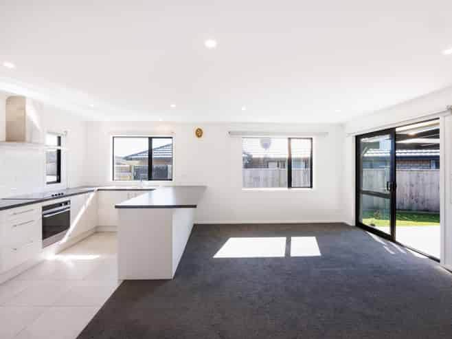 26 Sardinia Grove, Fitzherbert