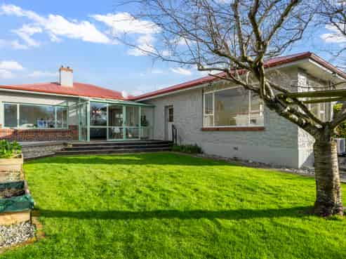 154 Herbert Street, Gladstone