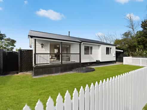 15 Reeves Close, Fairview Downs