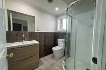 42 Henson Road, Whitford