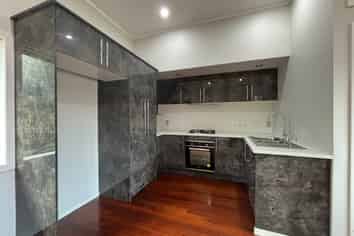 42 Henson Road, Whitford