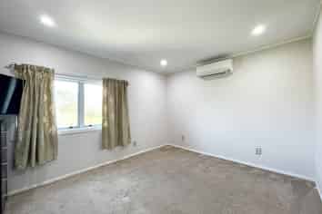 42 Henson Road, Whitford