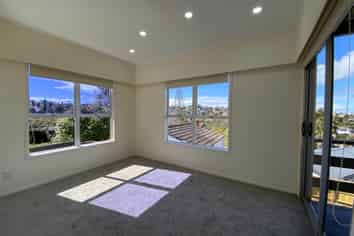15 Ravenwood Drive, Forrest Hill