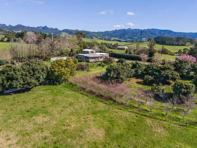 107 Thompsons Track, Aongatete
