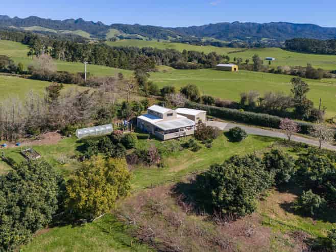 107 Thompsons Track, Aongatete