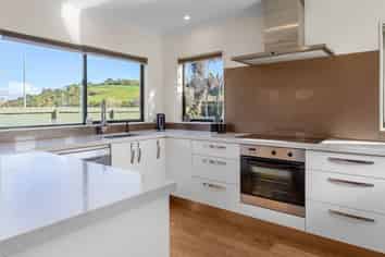 11 Eastside Drive, Pukekohe