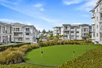 170 Landmark Terrace, Orewa