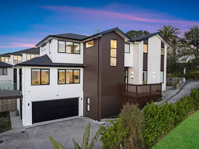 32 Jabal Cresent, Totara Park