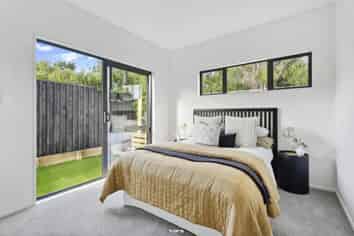 5/21 Erima Avenue, Point England