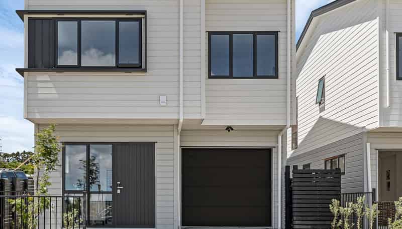 7 Greenbrier Street, Westgate