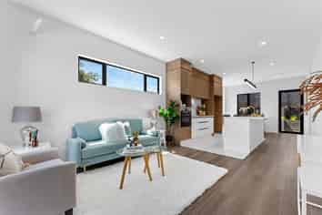 7 Greenbrier Street, Westgate