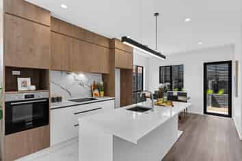 7 Greenbrier Street, Westgate