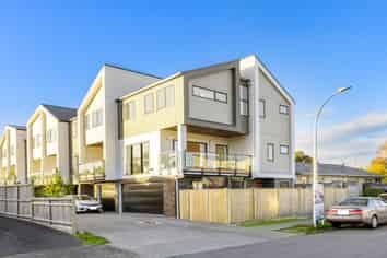 3A Hemsway Place, Sunnyhills