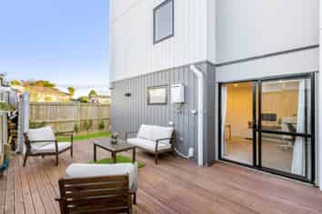 3A Hemsway Place, Sunnyhills