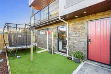 3A Hemsway Place, Sunnyhills