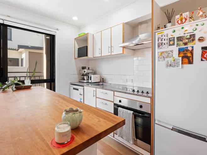 13/22 Normanby Road, Mount Eden