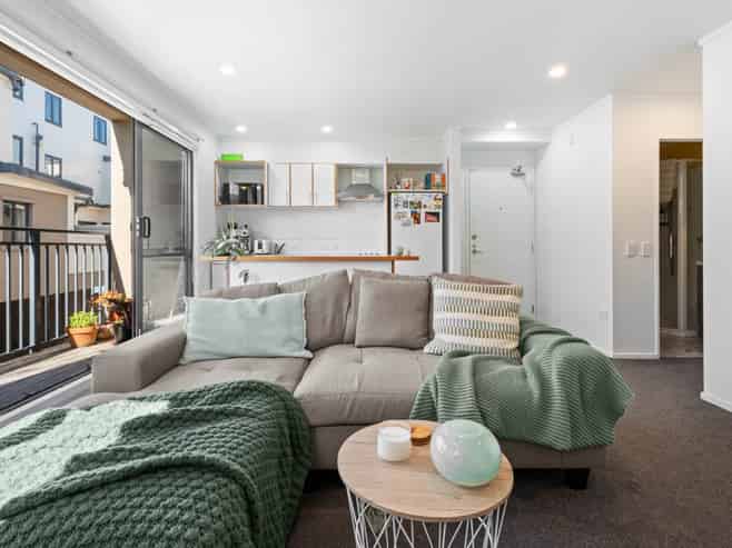 13/22 Normanby Road, Mount Eden