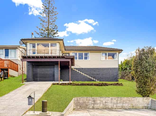 7 Hartley Terrace, Massey