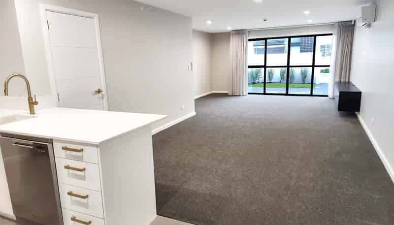 G03/157 Waterloo Road, Belmont