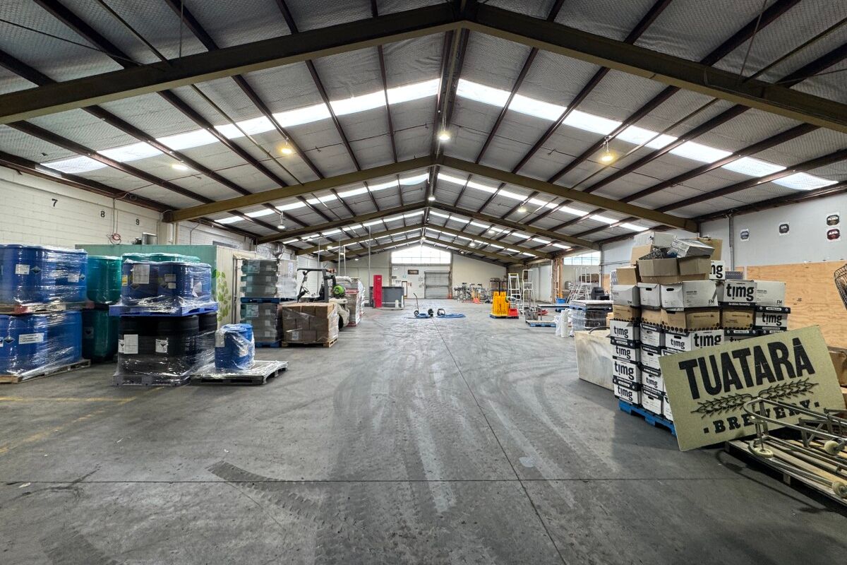 Large-Scale Industrial Warehouse – pohled 3
