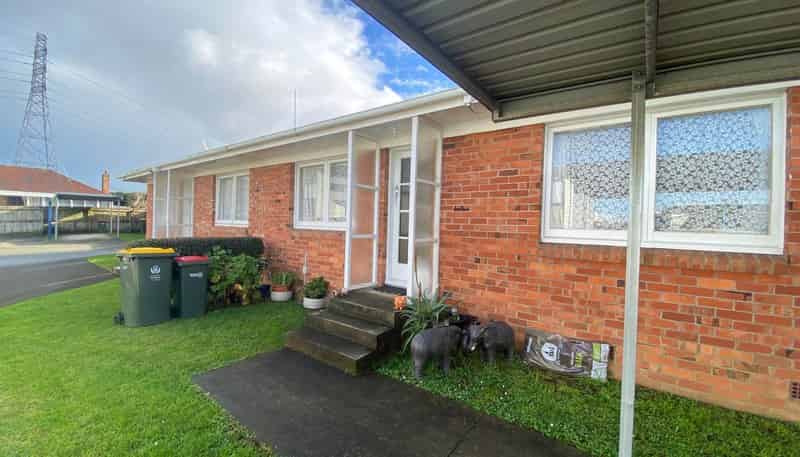 35A Gray Avenue, Mangere East