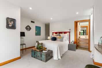 28 Izard Road, Khandallah
