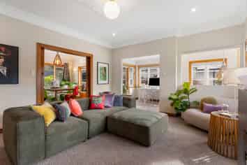 28 Izard Road, Khandallah