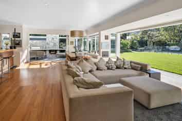 14 Homewood Avenue, Karori