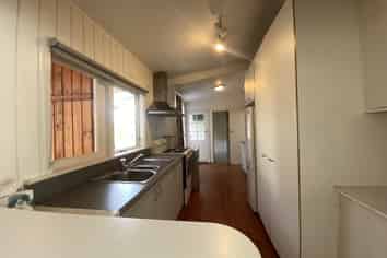 56 Dowse Drive, Maungaraki