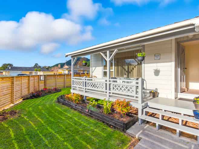 6A Buckley Grove, Paraparaumu