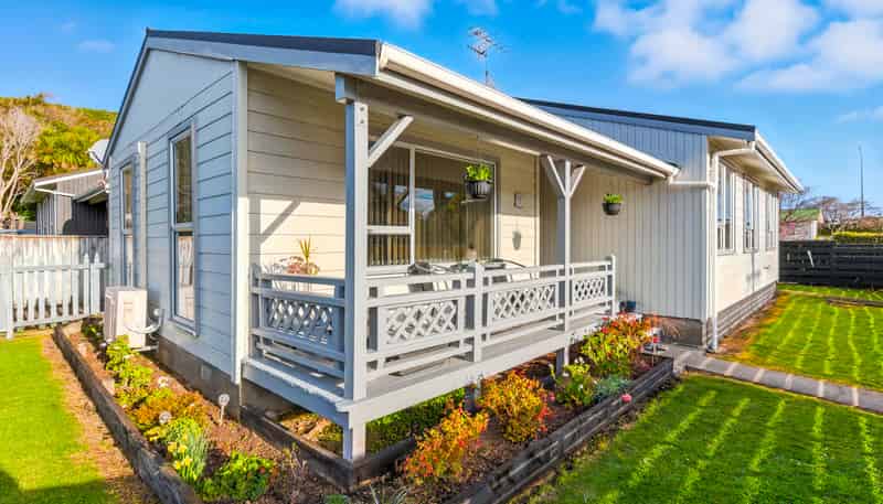 6A Buckley Grove, Paraparaumu