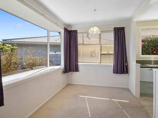 50 Rosendale Avenue, Spotswood