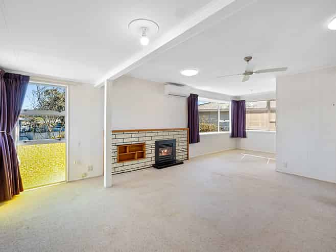 50 Rosendale Avenue, Spotswood