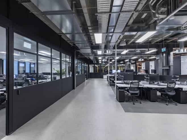 Premium double floor opportunity