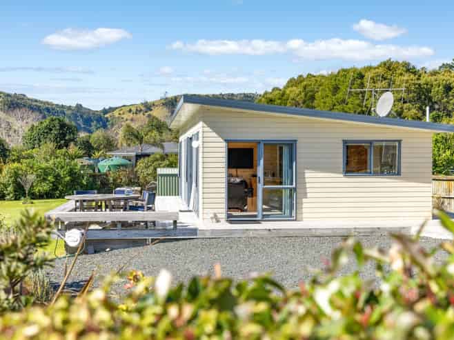 21 Bathgate Road, Pakiri
