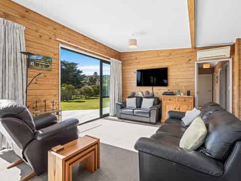 21 Bathgate Road, Pakiri
