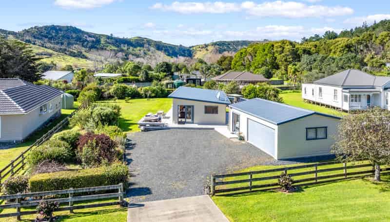 21 Bathgate Road, Pakiri