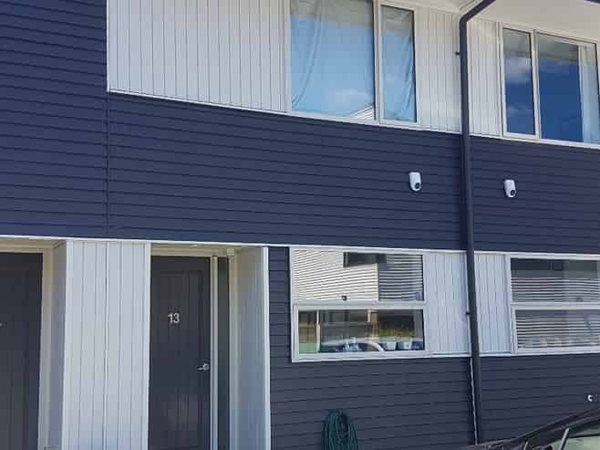 13/4 Thatcher Crescent, Ngaio