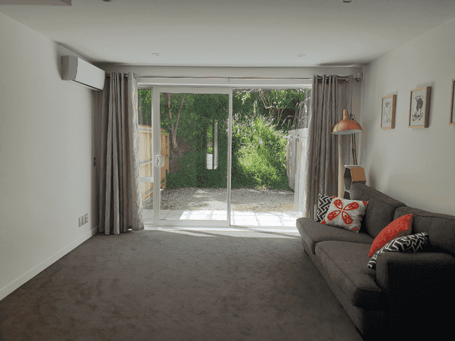 13/4 Thatcher Crescent, Ngaio